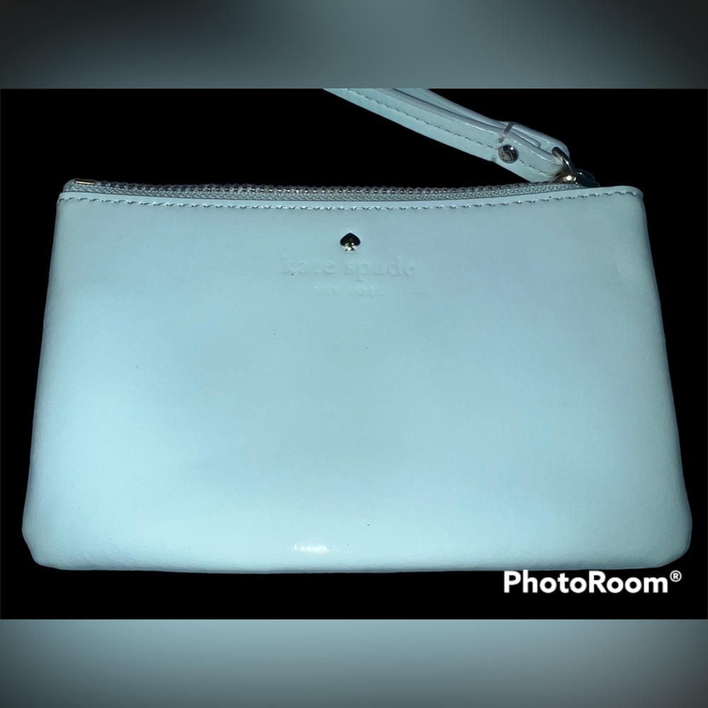FREE SHIPPING Kate Spade ♠️ small wristlet in Robin’s Egg Blue